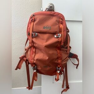 Women’s REI trail 25 Pack